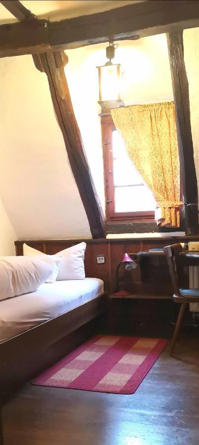 Hotel Restaurant Zum Nachtwaechter Lienzingen Phòng bức ảnh